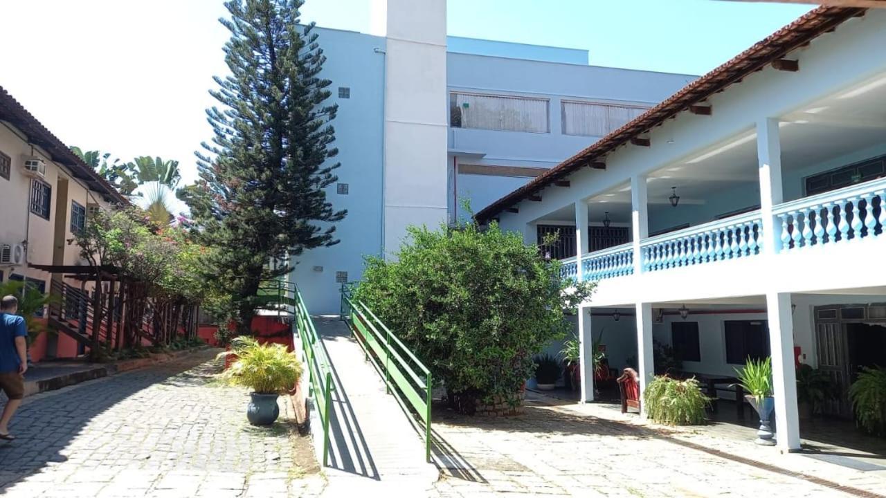 Cr Hotel Bueno - Antigo Hotel Serras De Goyaz Goiania Luaran gambar The school's main building