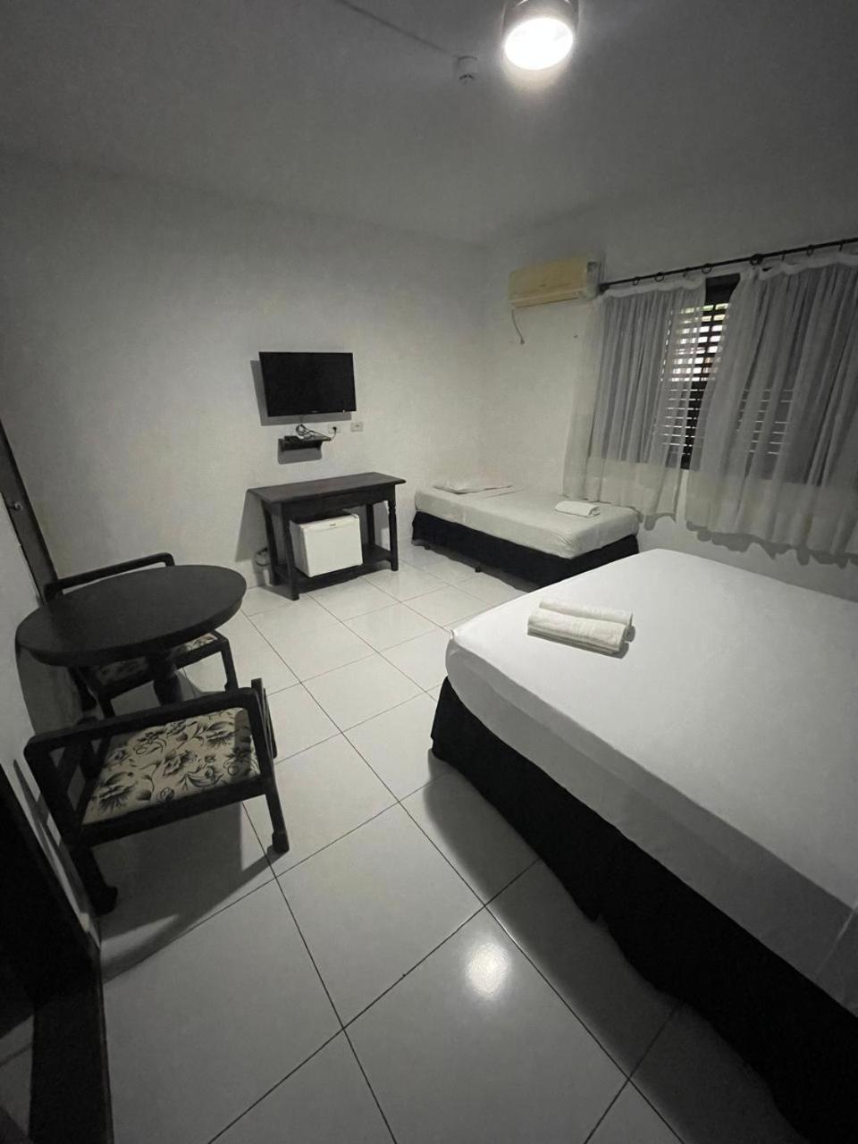 Cr Hotel Bueno - Antigo Hotel Serras De Goyaz Goiania Luaran gambar A room at the hotel