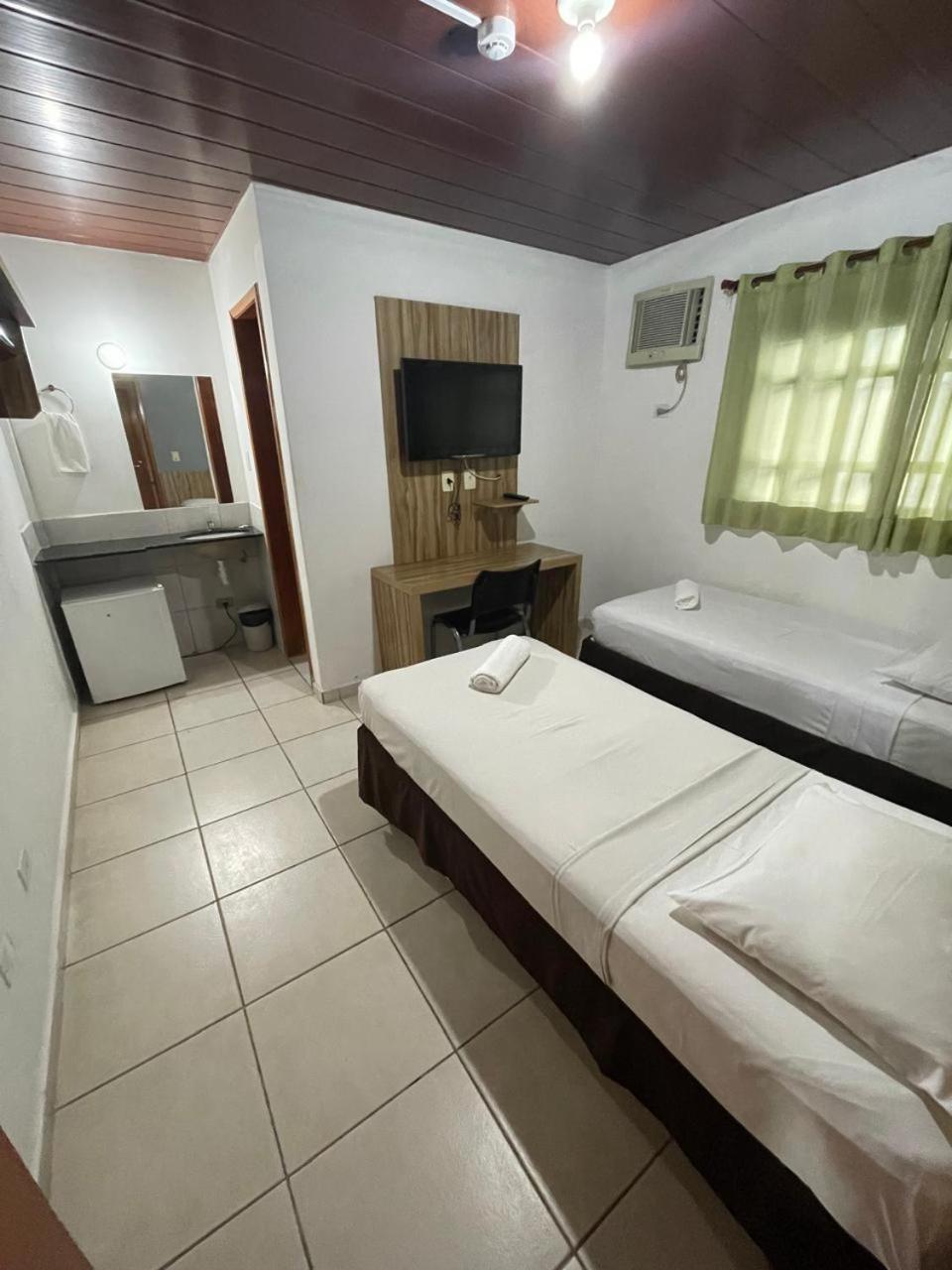 Cr Hotel Bueno - Antigo Hotel Serras De Goyaz Goiania Luaran gambar A room at the hotel