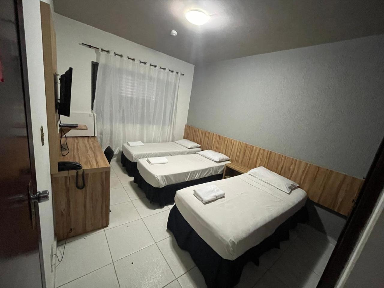 Cr Hotel Bueno - Antigo Hotel Serras De Goyaz Goiania Luaran gambar A room at a motel in Brazil